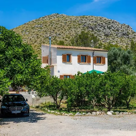 Maria Villa