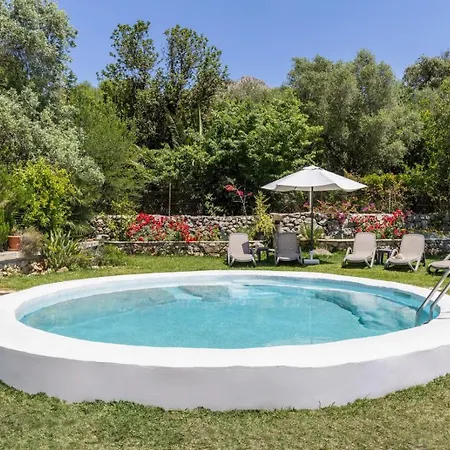 Villa Maria *